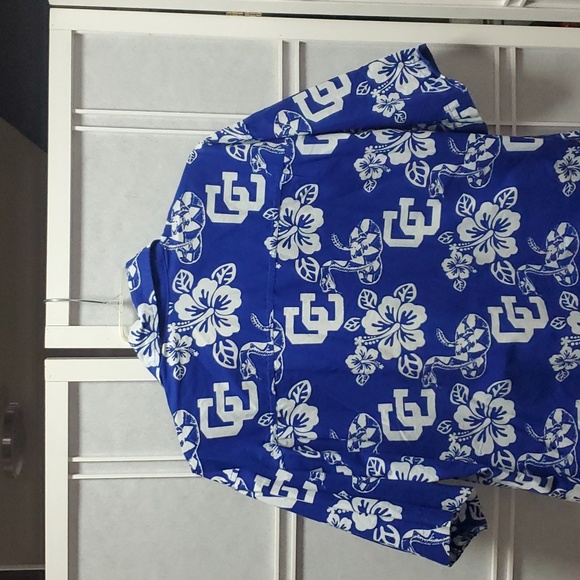 Wet Dog Hawaiian Shirt - Picture 5 of 5